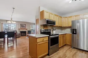 262 White Oak Ave, Plover, WI 54467 - Photo 14