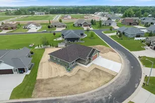 1507 Green Acres Dr, Marshfield, WI 54449 - Photo 4