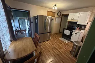 412 Elm St, Athens, WI 54411 - Photo 6