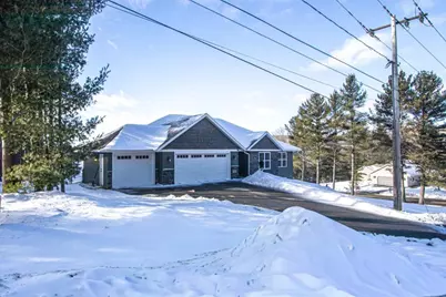 320 N 36th Avenue, Wausau, WI 54401 - Photo 2