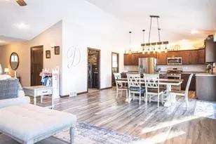 320 N 36th Ave, Wausau, WI 54401 - Photo 12