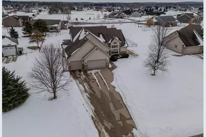 2357 Burton Avenue, Kronenwetter, WI 54455 - Photo 2