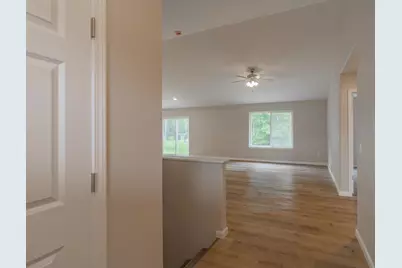 860 Torrey Pines Way, Plover, WI 54467 - Photo 2