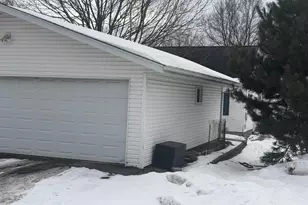 609 W Miner Ave, Ladysmith, WI 54848 - Photo 4