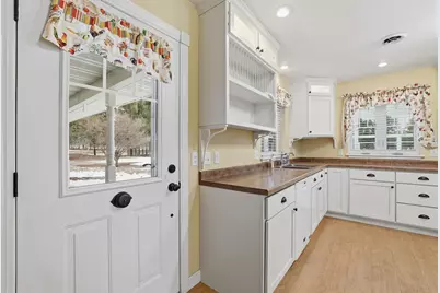 9071 Robin Road, Marshfield, WI 54449 - Photo 6