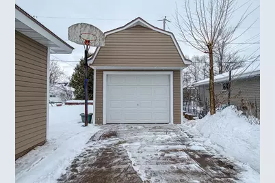 1241 S 11th Avenue, Wausau, WI 54401 - Photo 8