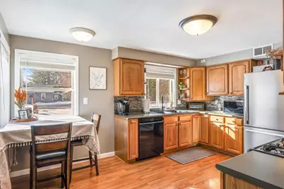 2800 River Drive, Plover, WI 54467 - Photo 10