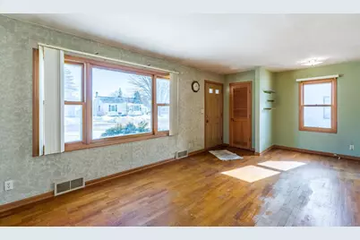 610 N 10th Avenue, Wausau, WI 54401 - Photo 6