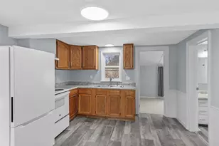 1016 Portage St, Stevens Point, WI 54481 - Photo 2