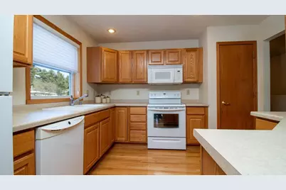 1225 Evergreen Road, Wausau, WI 54403 - Photo 12