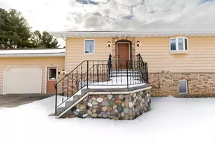 111 E South St, Plainfield, WI 54966 - Photo 4