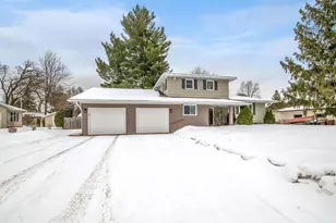 3283 Mary St, Stevens Point, WI 54481 - Photo 2