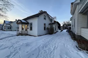 624 E Bridge St, Wausau, WI 54403 - Photo 2