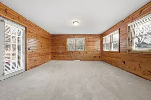 1307 N Wood Ave, Marshfield, WI 54449 - Photo 8