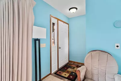 1307 N Wood Avenue, Marshfield, WI 54449 - Photo 8