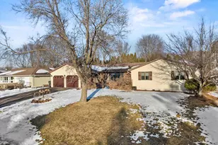 1307 N Wood Ave, Marshfield, WI 54449 - Photo 2