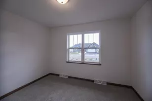 2200 S Cottonwood Ave, Marshfield, WI 54449 - Photo 28