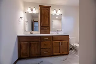 2200 S Cottonwood Ave, Marshfield, WI 54449 - Photo 20