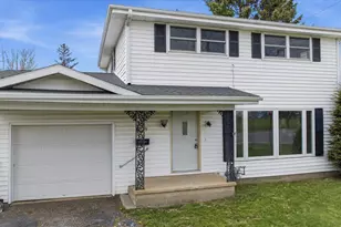 609 N 2nd St, Colby, WI 54421 - Photo 4