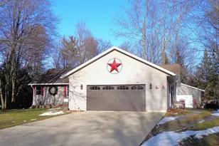 2110 E Breezewood Ct, Plover, WI 54467 - Photo 24