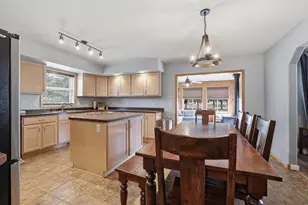 4930 Fieldstone Dr, Plover, WI 54467 - Photo 10