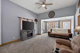 220 Wood Ave, Nekoosa, WI 54457 - Photo 10