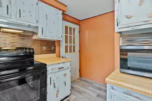 508 Hemlock St, Marathon, WI 54448 - Photo 4