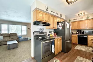 1727 N Superior St, Antigo, WI 54409 - Photo 8