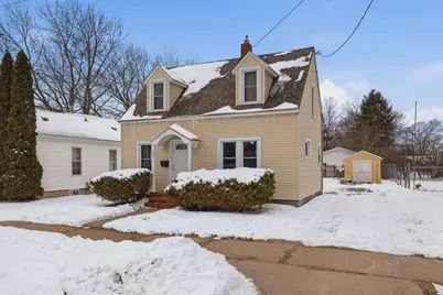321 11th Street North, Wisconsin Rapids, WI 54494 - Photo 2