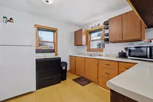 321 11th St N, Wisconsin Rapids, WI 54494 - Photo 16