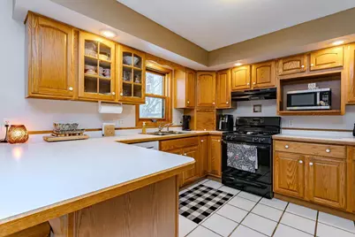 183555 Old Lake Road, Birnamwood, WI 54414 - Photo 10