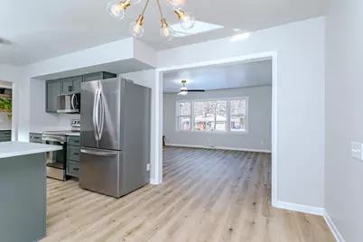 819 Winton Street, Wausau, WI 54403 - Photo 10