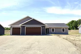 1353 Knapp St, , WI 54728 - Photo 1