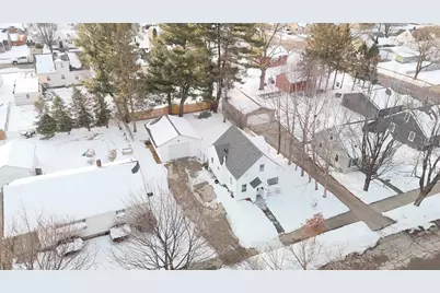 424 N 8th Avenue, Wausau, WI 54401 - Photo 2