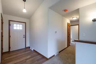 5589 Forest Creek Road, Stevens Point, WI 54482 - Photo 4