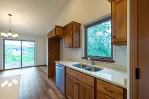 5589 Forest Creek Rd, Stevens Point, WI 54482 - Photo 12