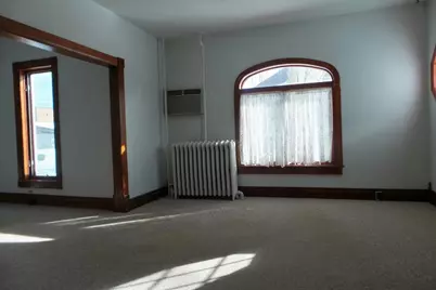 122 W Spruce Street, Abbotsford, WI 54405 - Photo 10