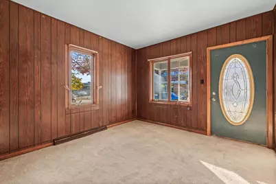 909 Illinois Avenue, Stevens Point, WI 54481 - Photo 8