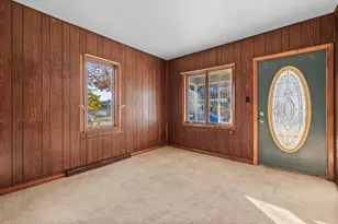 909 Illinois Ave, Stevens Point, WI 54481 - Photo 8