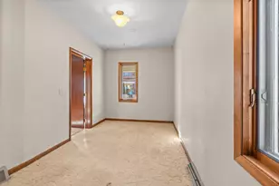 909 Illinois Ave, Stevens Point, WI 54481 - Photo 12