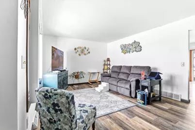 1814 E Emerald Street #1816 E Emerald Stree, Marshfield, WI 54449 - Photo 6