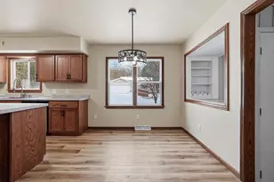 505 N 11th St, Wausau, WI 54403 - Photo 20