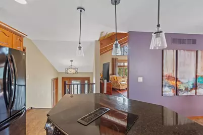 5570 Applewood Court, Stevens Point, WI 54482 - Photo 8