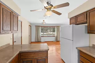 610 S Biron Dr, Wisconsin Rapids, WI 54494 - Photo 8