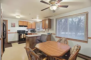806-808 E Vilas Street #808 E Vilas Sr, Marshfield, WI 54449 - Photo 4