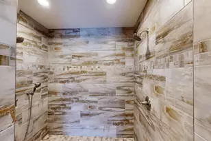 2112 W 3rd St, Marshfield, WI 54449 - Photo 28