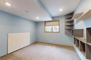 2112 W 3rd St, Marshfield, WI 54449 - Photo 54