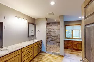 2112 W 3rd St, Marshfield, WI 54449 - Photo 18