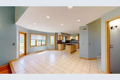 2112 W 3rd Street, Marshfield, WI 54449 - Photo 28