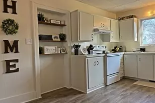 109 W 15th St, Neillsville, WI 54456 - Photo 10